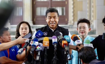 “ชัชชาติ”ย้ำสงกรานต์สีลมจบ 2 ทุ่มคืนนี้ 3 ทุ่มเคลียร์พื้นที่ขอปชช.วางแผนเดินทาง