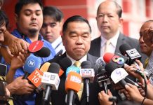 “รมว.กลาโหม” ย้ำชัด “ปราสาทตาควาย” คือเขตอธิปไตยไทย — เดินหน้า 5 ภารกิจเร่งด่วนร่วมกัมพูชา เน้นสันติวิธีก่อนใช้กำลัง