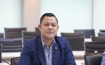 ‘ธนกร’ย้อน‘ธนาธร’ทำเป็นคนหลงลืมง่าย ชี้ถ้า‘พิธา’เป็นนายกฯประเทศคงลุกเป็นไฟ