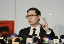 “โรม” ข้องใจ! ยึดทรัพย์ สส. แค่ 159 ล้าน “เบี่ยงประเด็น” ย้ำเงินหมุนเวียนเยอะกว่านี้มาก หวั่นตำรวจรับเงินเว็บพนัน ชี้ใครจะปราบสแกมเมอร์