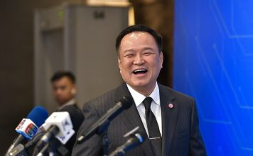 ‘อนุทิน’ย้ำชัดนั่งอันดับ1หนึ่งบัญชีรายชื่อ ‘ภท.’เตรียมส่งแคนดิเดตนายกฯครบ3คน