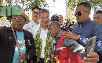 “อภิสิทธิ์”ขอพลังเสียงชาวพังงาช่วยหนุน เข้าไปเป็น“ผู้คุมเกม”สร้างการเมืองสุจริต