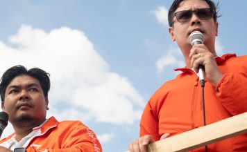 คาราวานพรรคประชาชนถึงตรัง”โรม”ประกาศไม่ร่วมรัฐบาลการเมืองเก่า