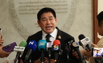 ‘ธรรมนัส’ลั่นไม่วิ่งหาใครอย่างไร้ศักดิ์ศรี! ปัดดีลลับ‘อนุทิน 2’ย้ำพร้อมเป็นฝ่ายค้าน