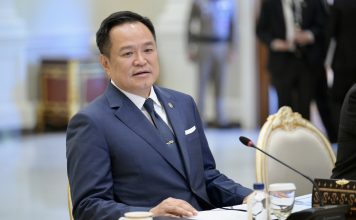 นายกฯเข้าทำเนียบเรียกถกทีมเศรษฐกิจ รับมือ‘วิกฤตราคาน้ำมันโลก’จากเหตุสู้รบ