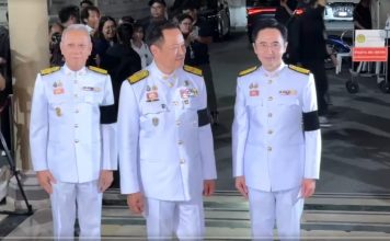 นายกฯนำทีมครม.นั่งรถ EV เข้าทำเนียบ เตรียมเปิดครม.นัดพิเศษถกนโยบายด่วน