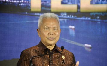 “โสภณ”ฉุนถูกจี้ปมฟอกขาว“ศักดิ์สยาม” ปัดยื้อส่งศาล-ตั้งคนนอกเคลียร์คดีซุกหุ้น