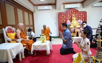 ‘นายกฯ-ภริยา’เข้าเฝ้าสมเด็จพระสังฆราช เนื่องในเทศกาลเข้าพรรษาประจำปี2569