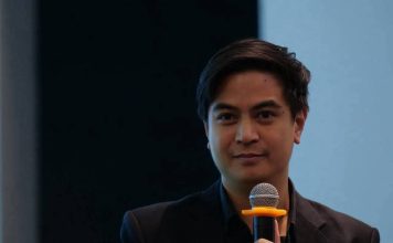 ‘ไอติม’ขีดเส้น2วันบี้‘กกต.’ต้องมีคำตอบ ปมเส้นเงิน 8 แสน‘ส.อบจ.ซุ้มสุขสมรวย’